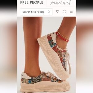New Free People brand Circus.NY by Sam Edelman Platform sneakers size 7M